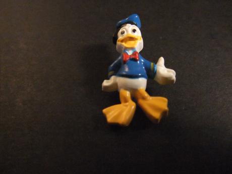 Donald Duck ( Walt Disney)